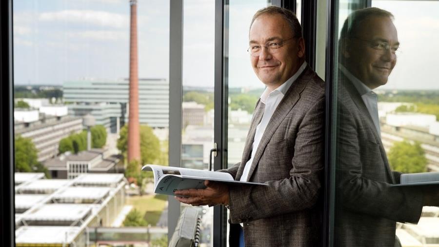 ANTWERPEN TEVREDEN OVER STADSBOUWMEESTER CHRISTIAN RAPP