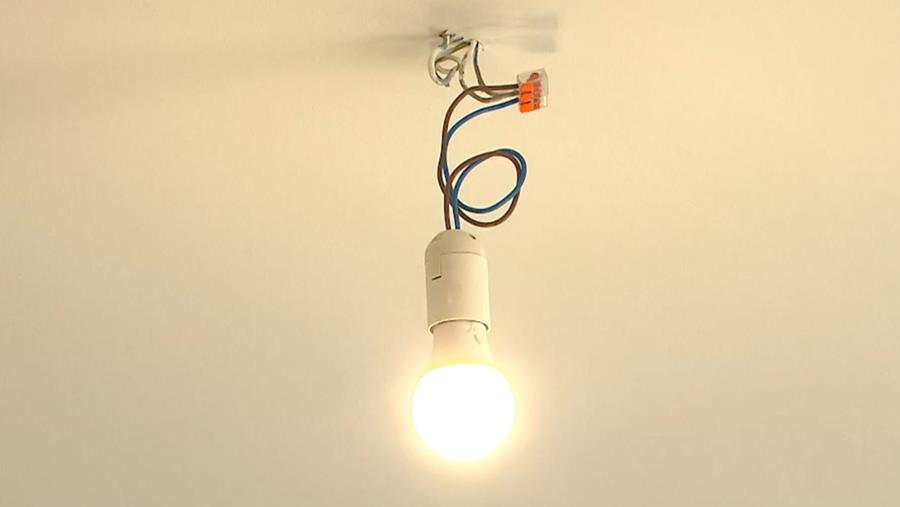 Hoe plaats je zelf een voorlopige lamp?