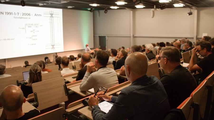 Un événement inspirant sur la construction circulaire en bois