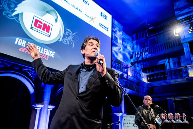 Reportage de Canal Z sur les Nouvelles Graphiques Awards for Excellence
