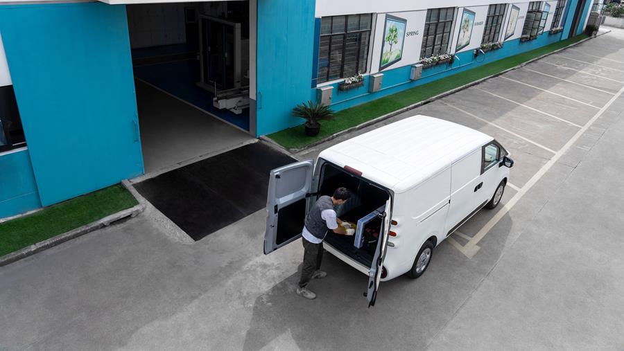La camionnette intelligente, ludique et 100% électrique