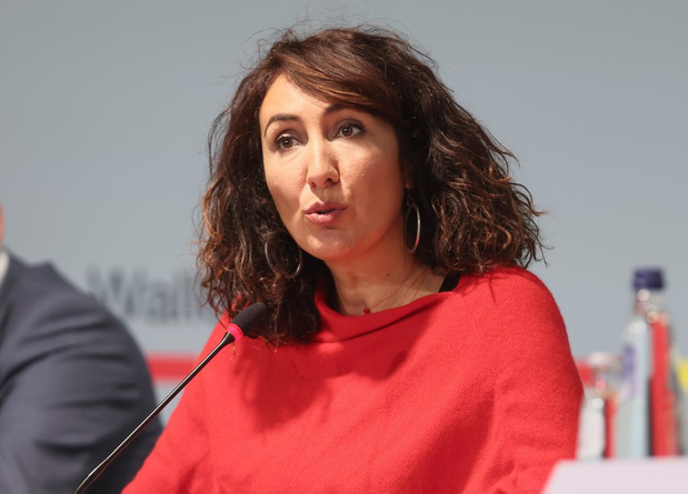 Morreale: " Pas question d'interdire les visites en maisons de repos "