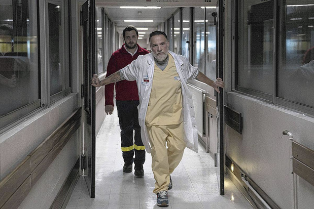 Bouli Lanners dans Hippocrate: "On me trouve une tête de médecin" 