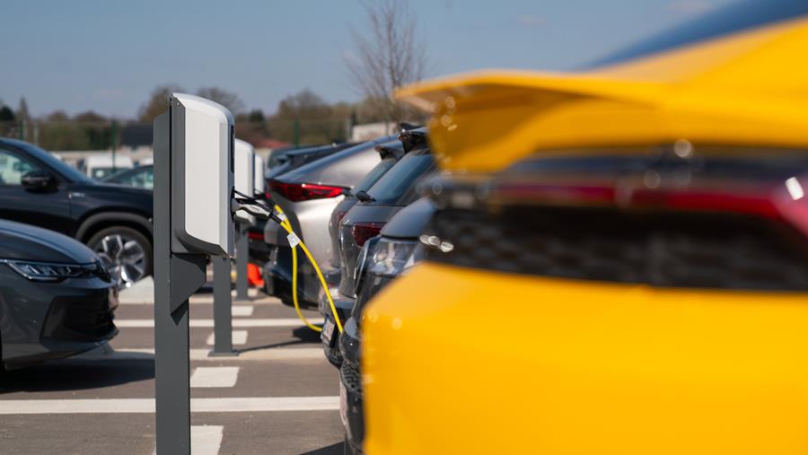 D’Ieteren Energy opent één van de grootste laadpleinen van België in Kortenberg