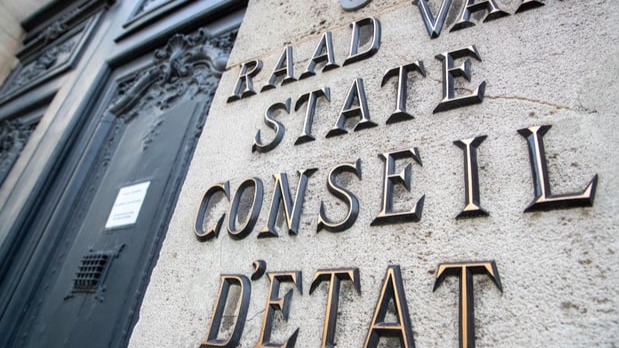 Raad van State vernietigt beperking honoraria via nomenclatuur