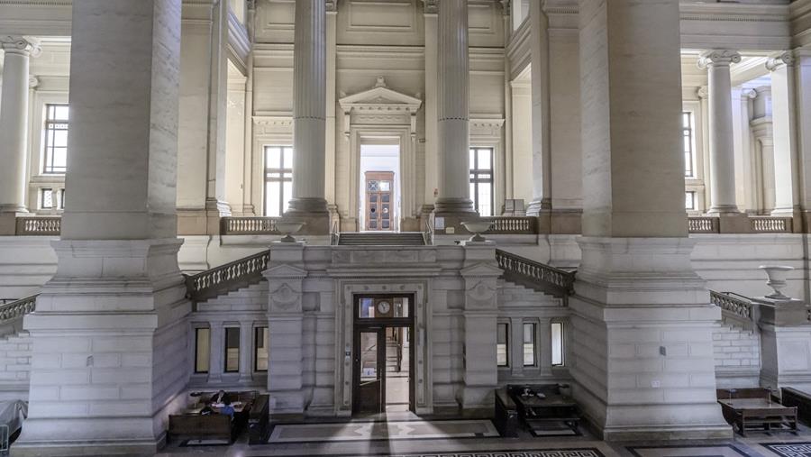 Toelatingsexamen: rechtbank stelt deskundige aan