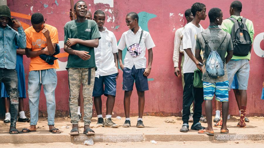 Intermitterende antiretrovirale behandeling: doeltreffend bij volwassenen, maar niet bij adolescenten in Afrika